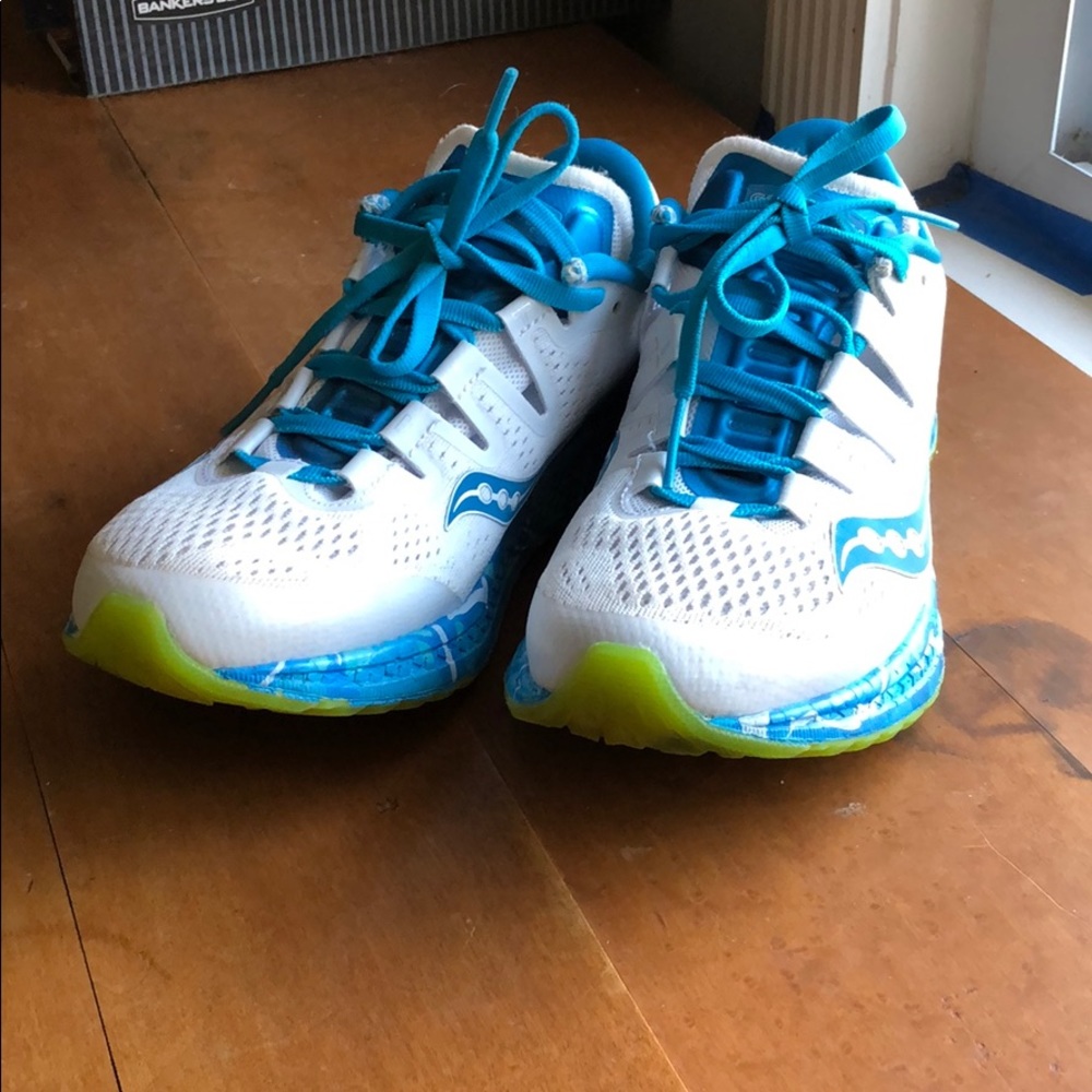 Women’s Saucony Everun